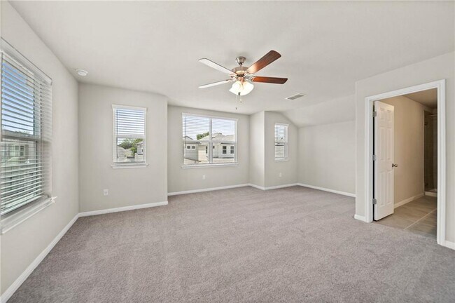 Building Photo - 10025 Dawn Pearl Dr