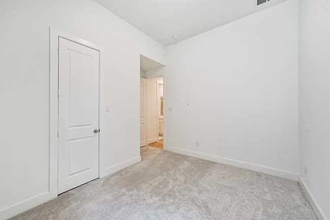 Building Photo - 16911 Lupine Mdw Ln