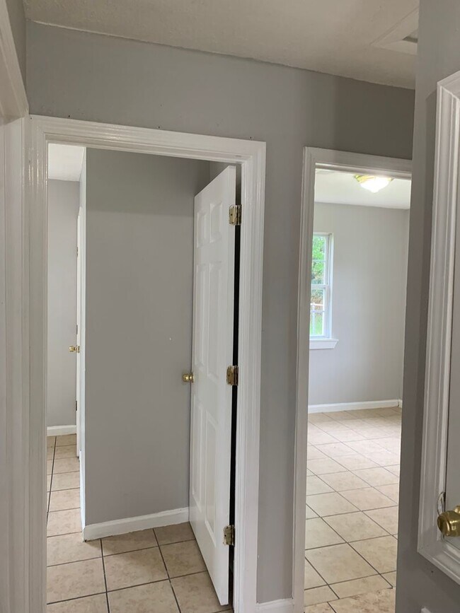Building Photo - Single Family Home Ready for Occupancy wit...