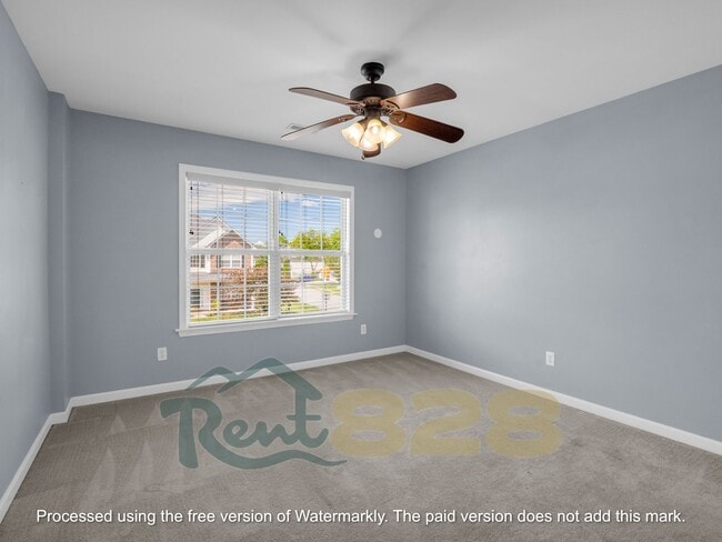 Building Photo - 243 Wildbriar Rd
