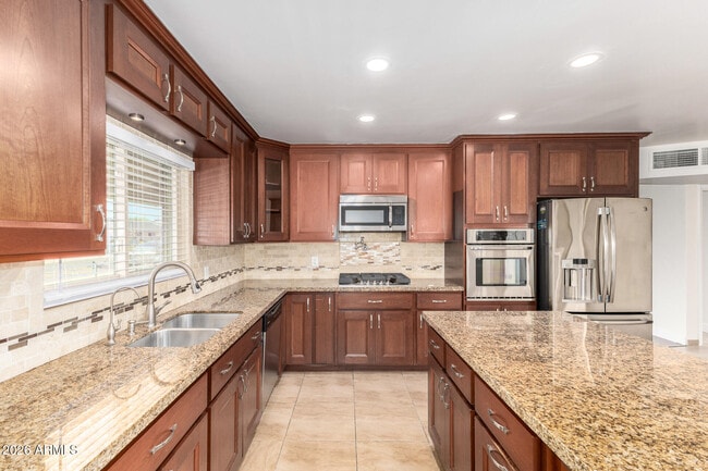 Building Photo - 3507 N Apache Way