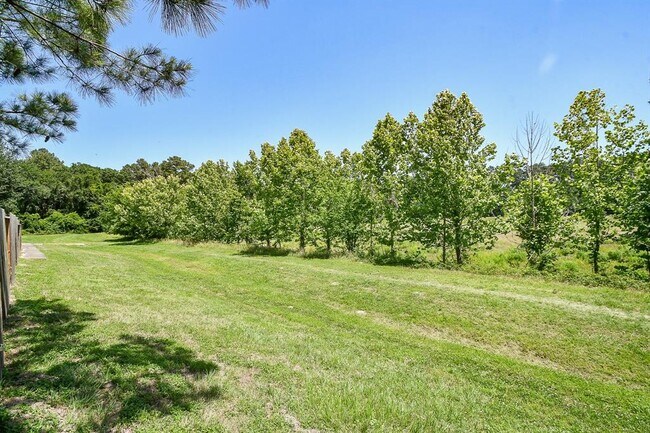 Building Photo - 16814 Ranger Ridge Dr