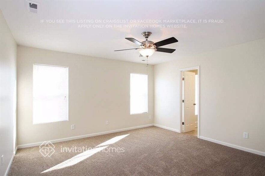 Building Photo - 2406 Ferdinand Dr