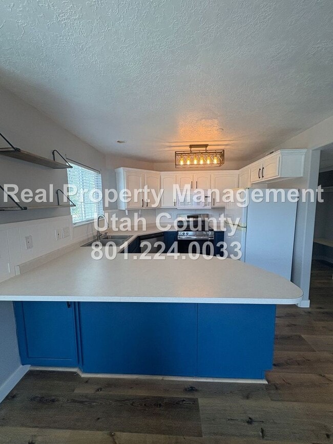 Building Photo - Condo in Saratoga Springs