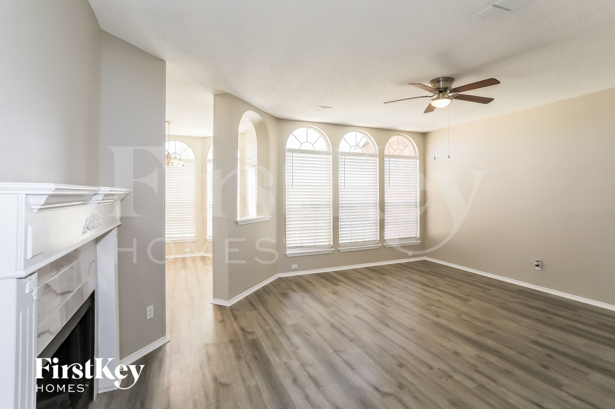 Building Photo - 5210 Orlando Cir