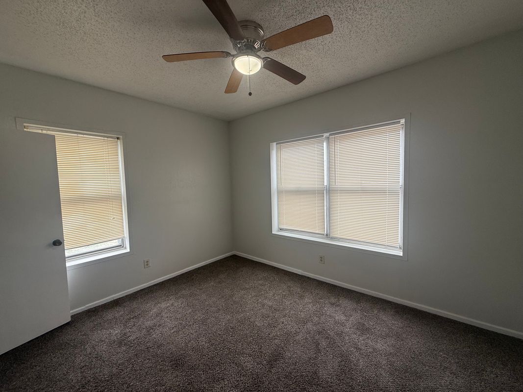 Building Photo - 3647 The Paseo