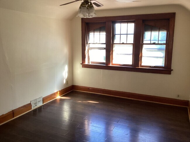 Building Photo - 2737 N 55th St