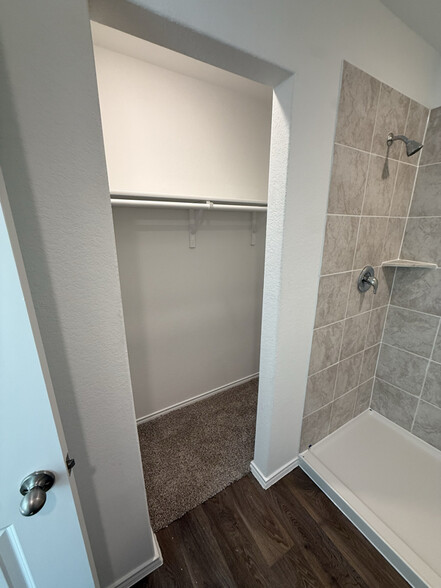 Building Photo - 2210 Organ Pipe Cactus