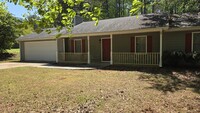Building Photo - 205 Laurel Way
