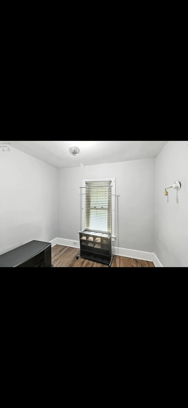 Building Photo - 1412 Prospect St