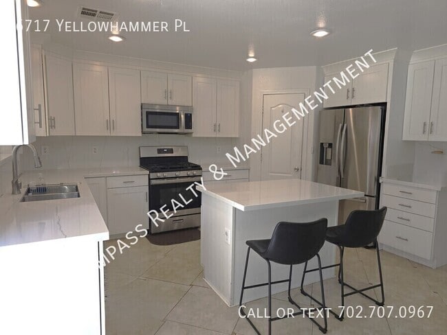 Building Photo - 6717 Yellowhammer Pl