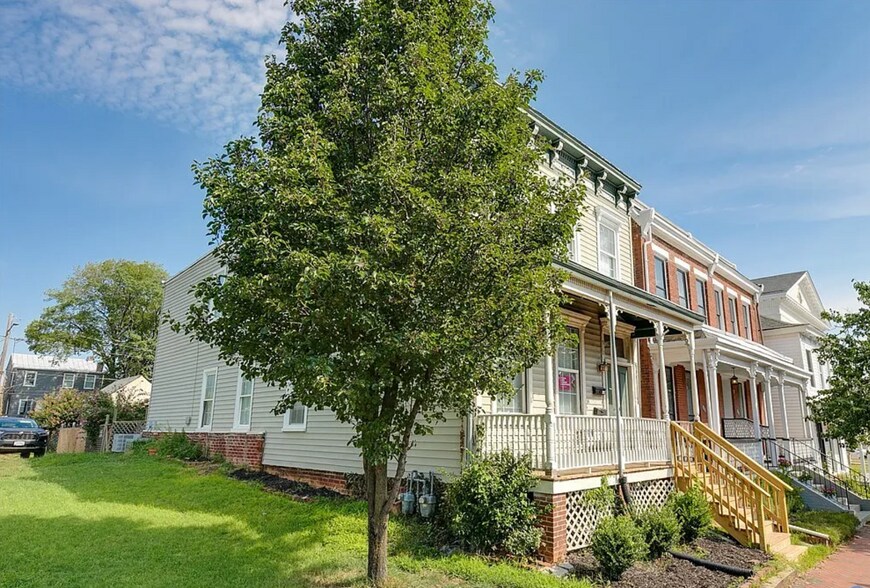 Building Photo - 512 N 25th St