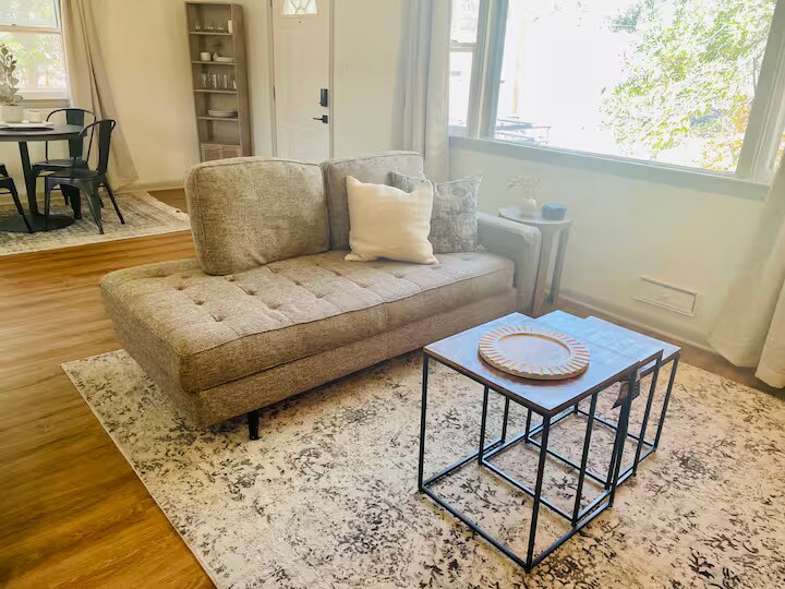 Building Photo - 2429 W Saint Vrain St