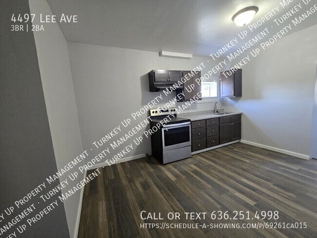 Building Photo - 4497 E Lee Ave