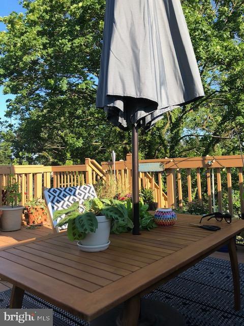 Building Photo - 1346 Nicholson St NW