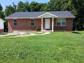 Building Photo - 3 bdrm, 2.5 bath, 2 car garage House For Rent