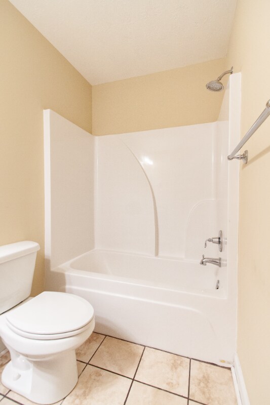 Building Photo - 6 Cal Rd