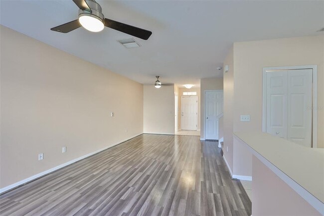 Building Photo - 9805 Carlsdale Dr