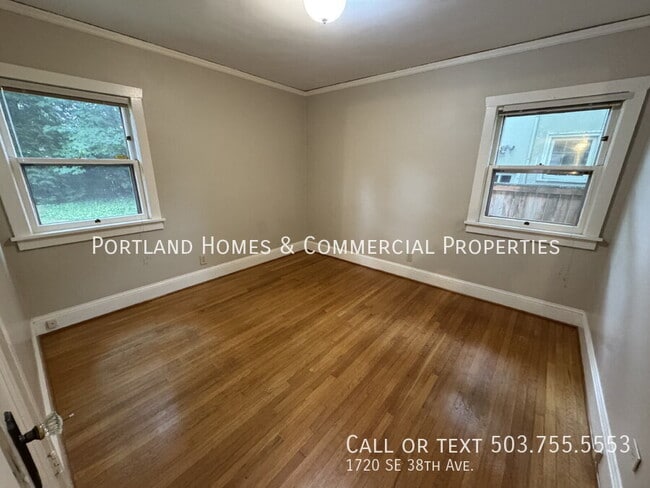 Building Photo - 1720 SE 38th Ave