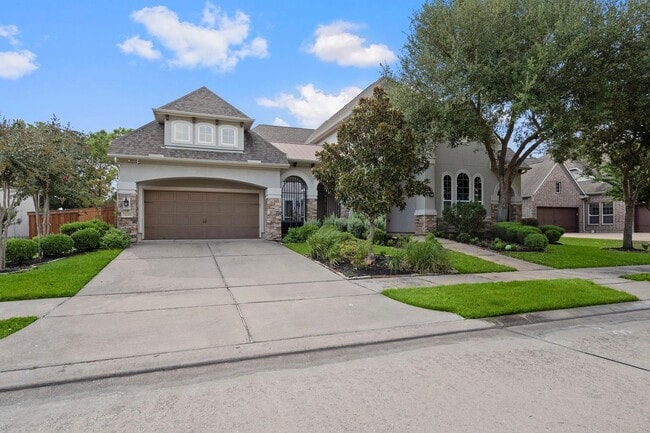 Building Photo - 10602 Comeaux Ln