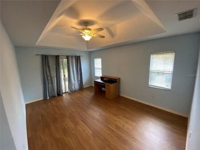 Building Photo - 39913 Sun Glo Ct