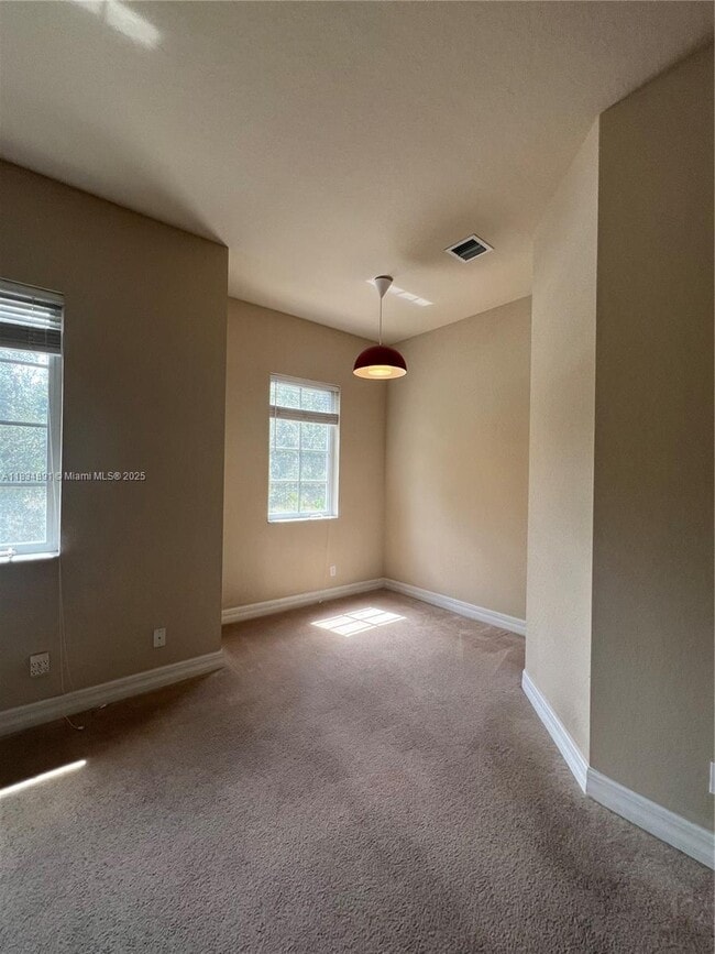 Building Photo - 131 Ennis Ln