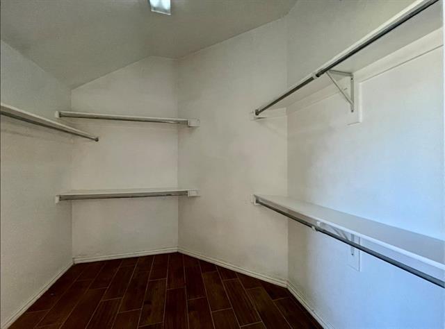 Building Photo - 1208 Antoinette Dr