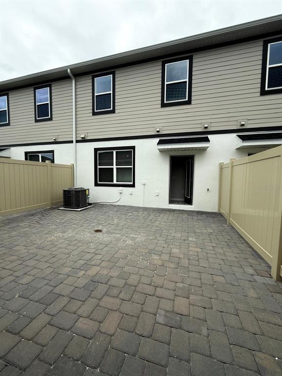 Building Photo - 1395 Mount Royal Dr