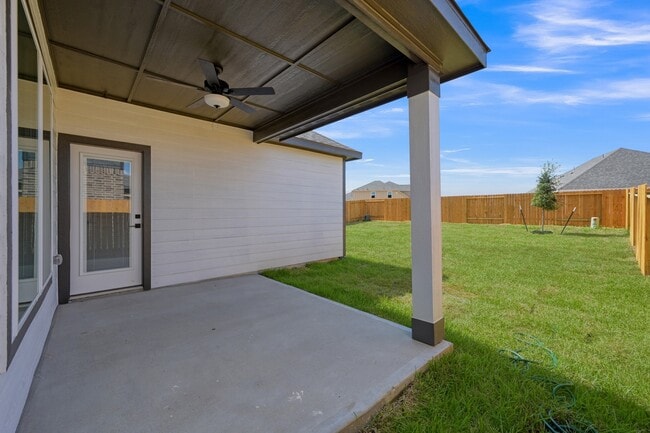 Building Photo - 23110 Dadi Orchid Dr