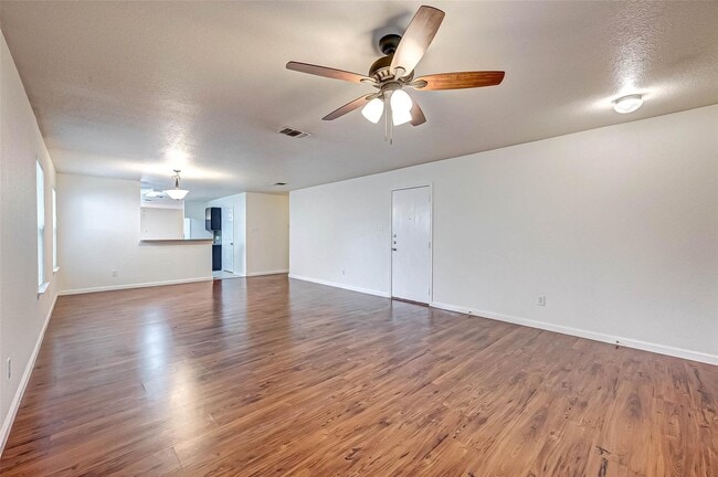 Building Photo - 7910 Raven Creek Ln