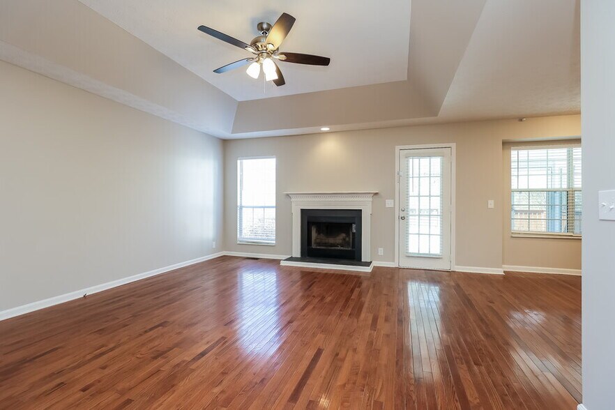 Building Photo - 823 Neelys Chase Dr