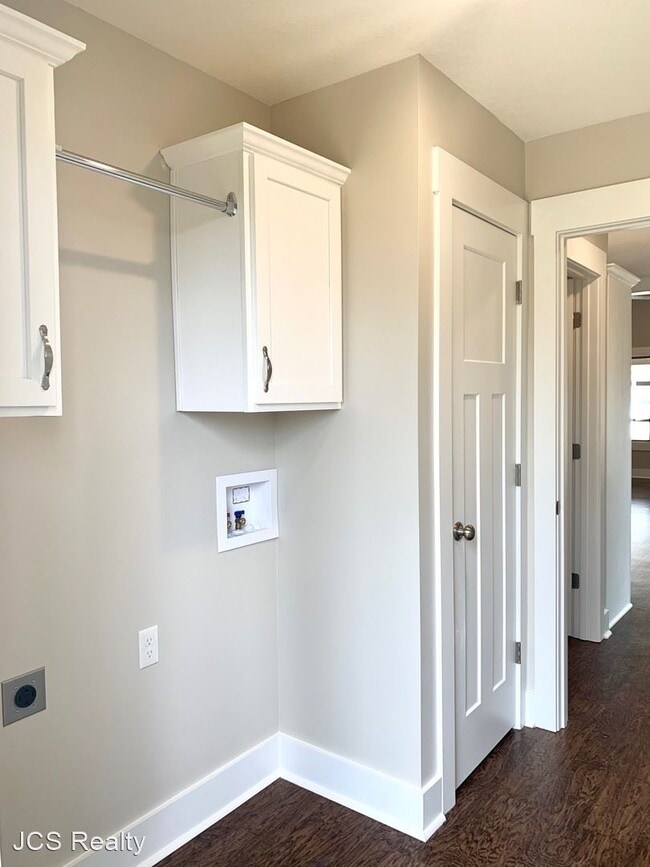 Building Photo - 3 br, 2 bath House - 328 Wolf Den