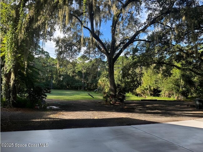 Building Photo - 600 Chase Hammock Rd