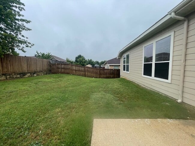 Building Photo - 3208 Black Ranch Court