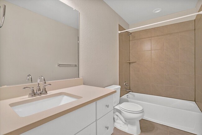 Building Photo - 5412 Golden Canary Ln