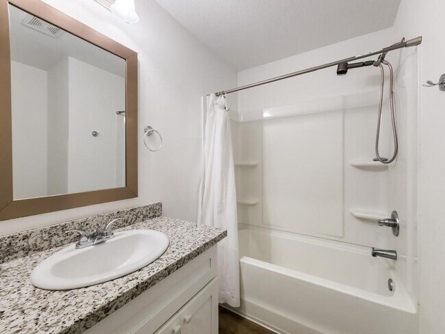 Building Photo - 11376 Camden Ct Cir