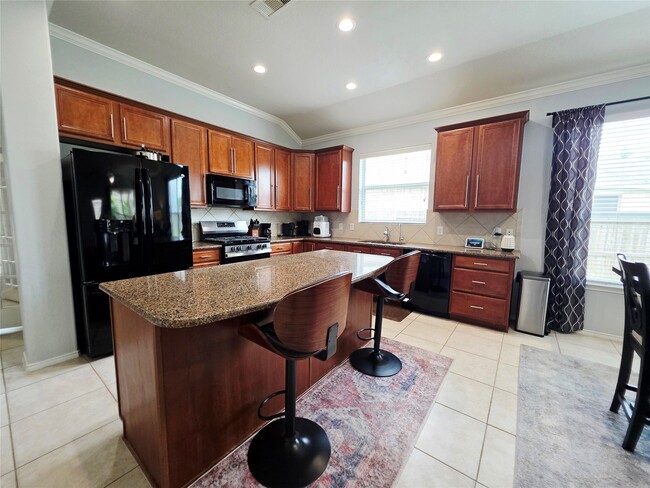 Building Photo - 7142 Breton Bay Pass