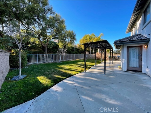 Building Photo - 16612 China Berry Ct