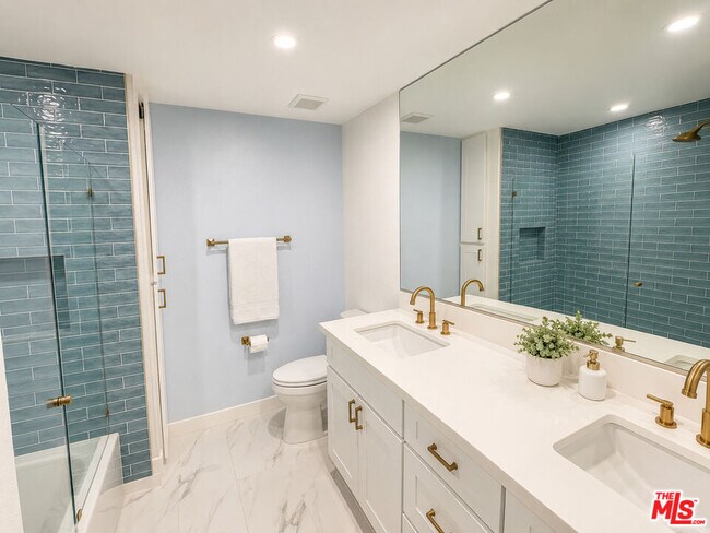 Building Photo - 431 Pebble Beach Pl