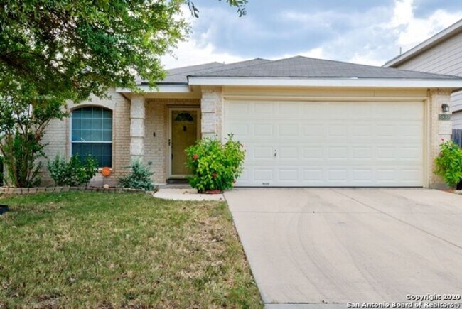 Primary Photo - 3 Bedroom/2 Bath Wildhorse Subdivision