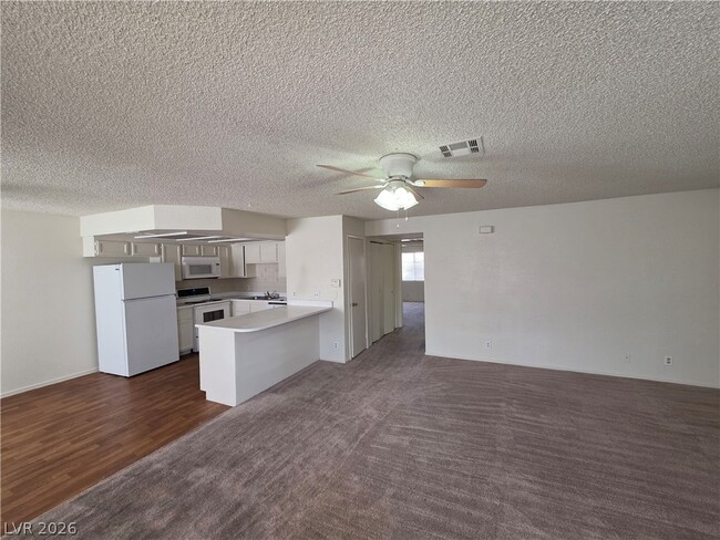 Building Photo - 1104 Pinto Rock Ln