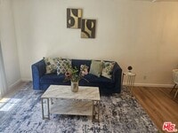 Building Photo - 506 S Grevillea Ave