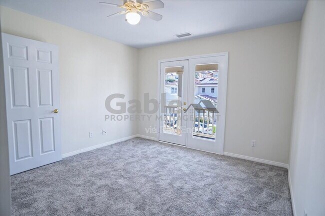 Building Photo - 24322 Alyssum Pl