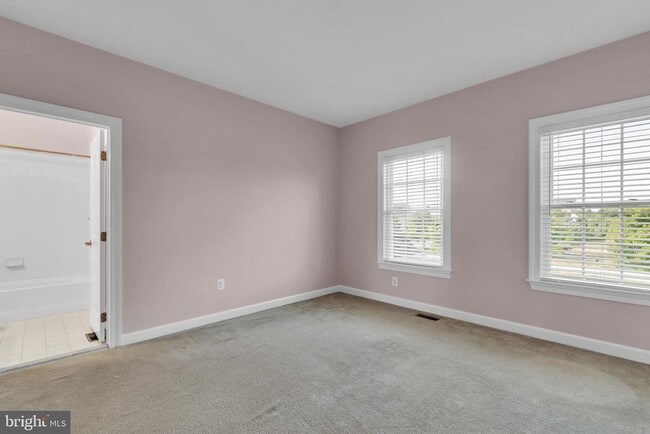 Building Photo - 14866 Michele Dr