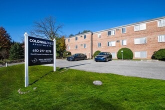 Building Photo - Colonial Pines