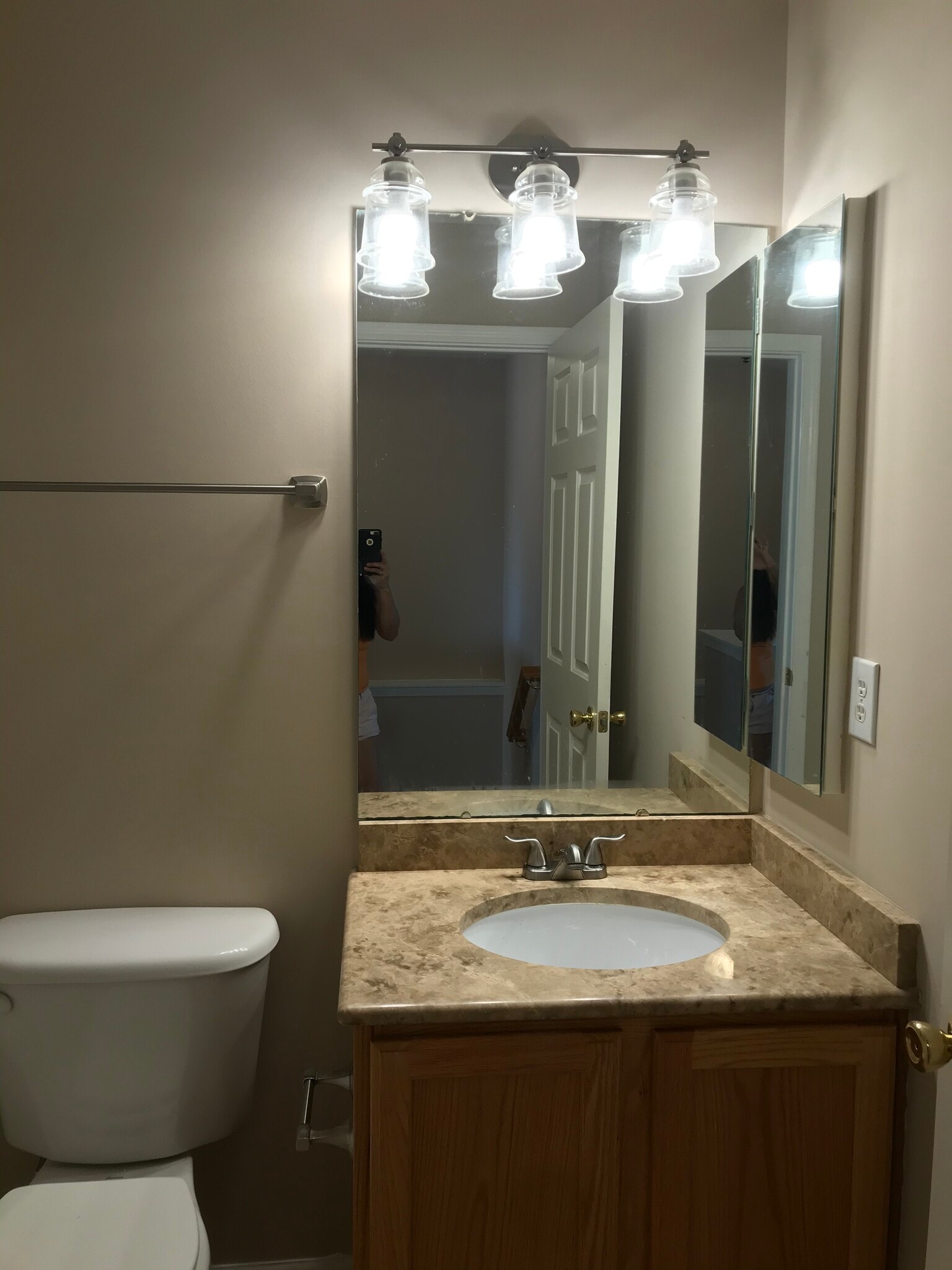 Building Photo - 18651 Shawnee Ridge Rd