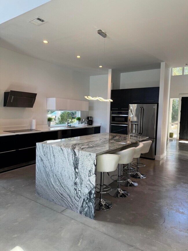 Building Photo - 59 Cypress Breeze Blvd S