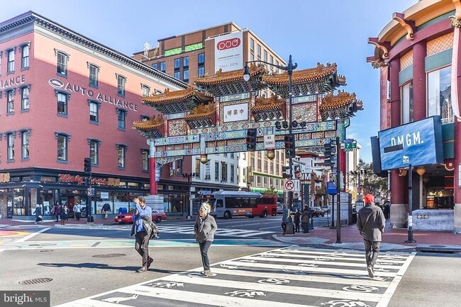 Building Photo - 777 7th St NW