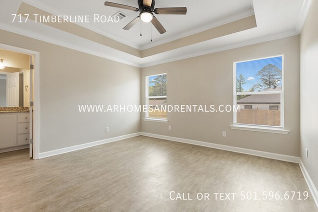 Building Photo - 717 Timberline Rd