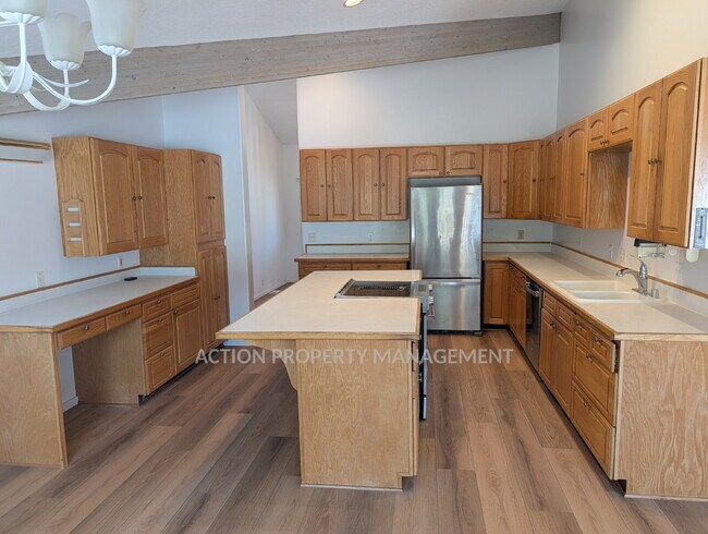 Building Photo - 3 bed 2.5 bath home in a private country setting, close to town. All new luxury vinyl plank floor...